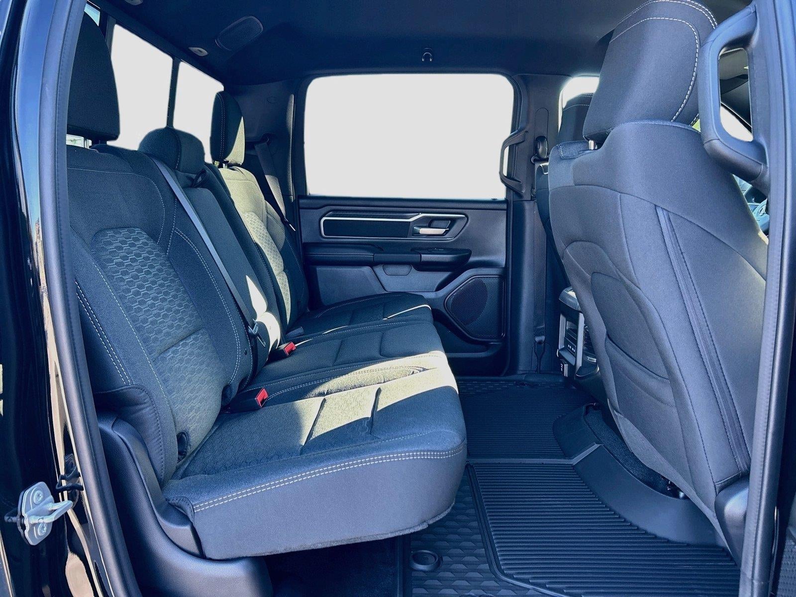2027 RAM Ram 1500 RAM 1500 BIG HORN CREW CAB 4X4 5'7' BOX