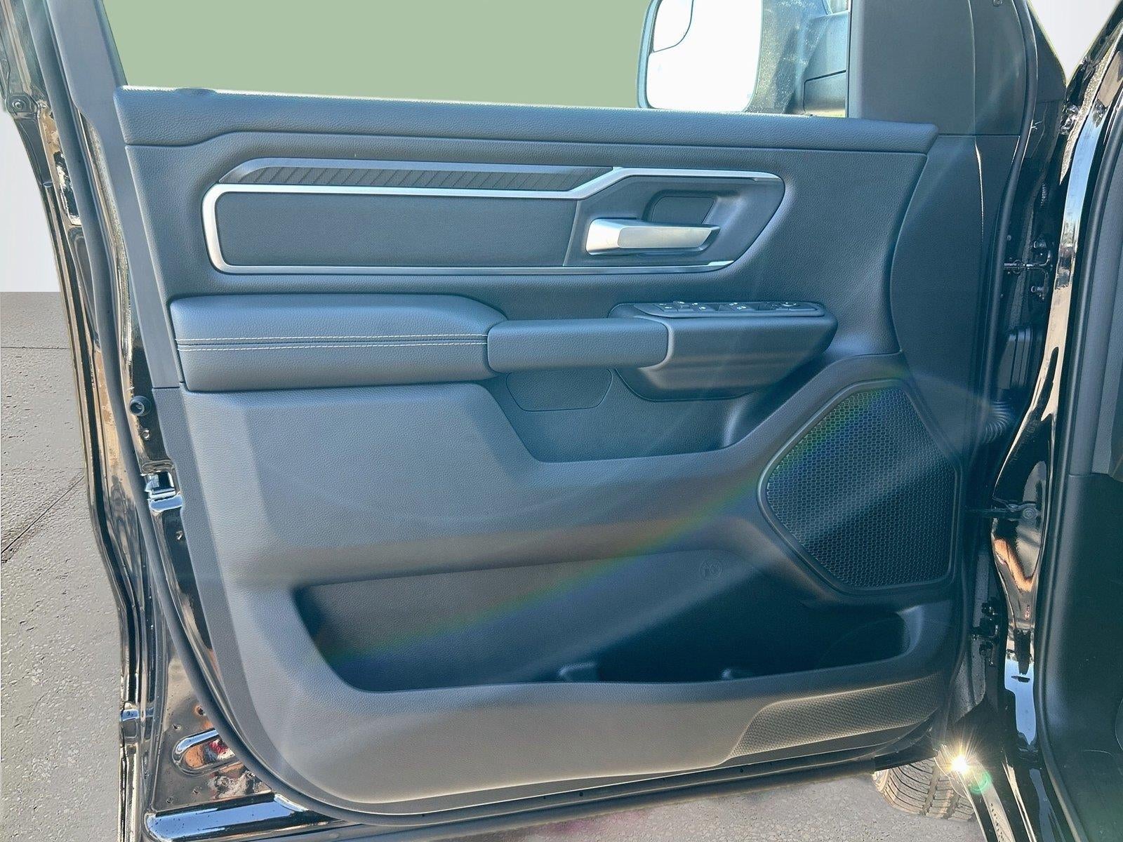 2027 RAM Ram 1500 RAM 1500 BIG HORN CREW CAB 4X4 5'7' BOX