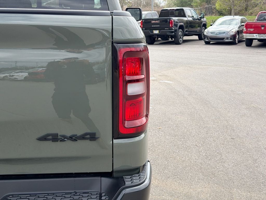 2026 RAM Ram 1500 RAM 1500 WARLOCK CREW CAB 4X4 5'7' BOX