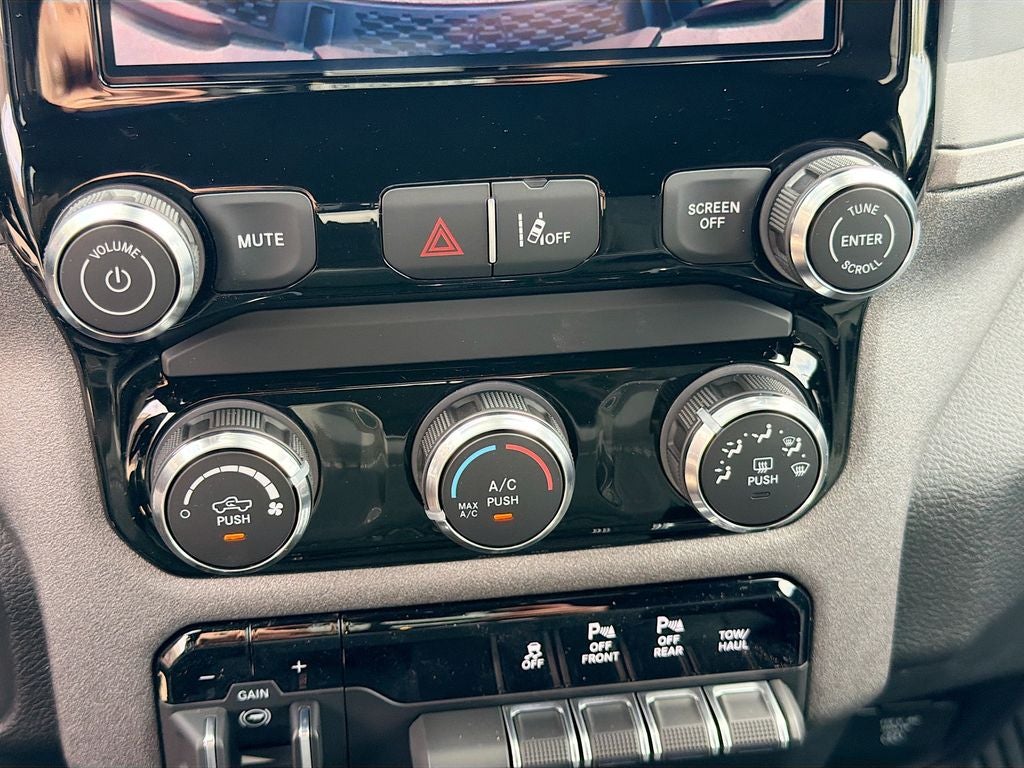 2026 RAM Ram 1500 RAM 1500 WARLOCK CREW CAB 4X4 5'7' BOX