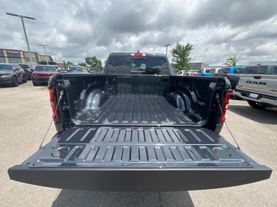 2025 RAM Ram 1500 RAM 1500 TRADESMAN CREW CAB 4X4 5'7' BOX