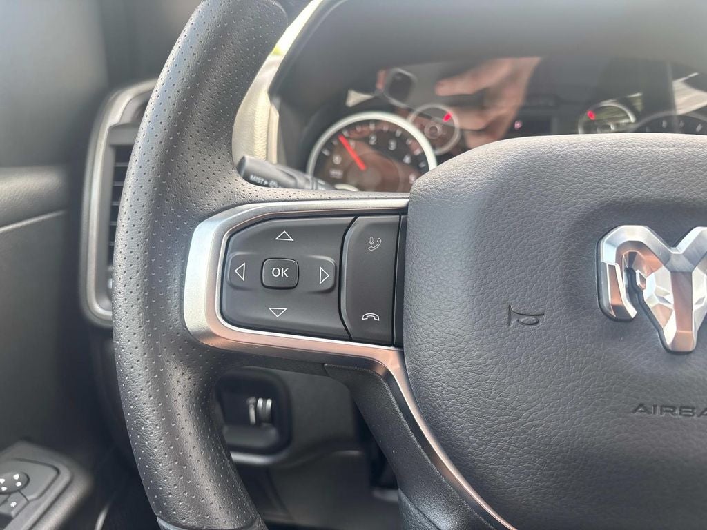 2025 RAM Ram 1500 RAM 1500 TRADESMAN CREW CAB 4X4 5'7' BOX