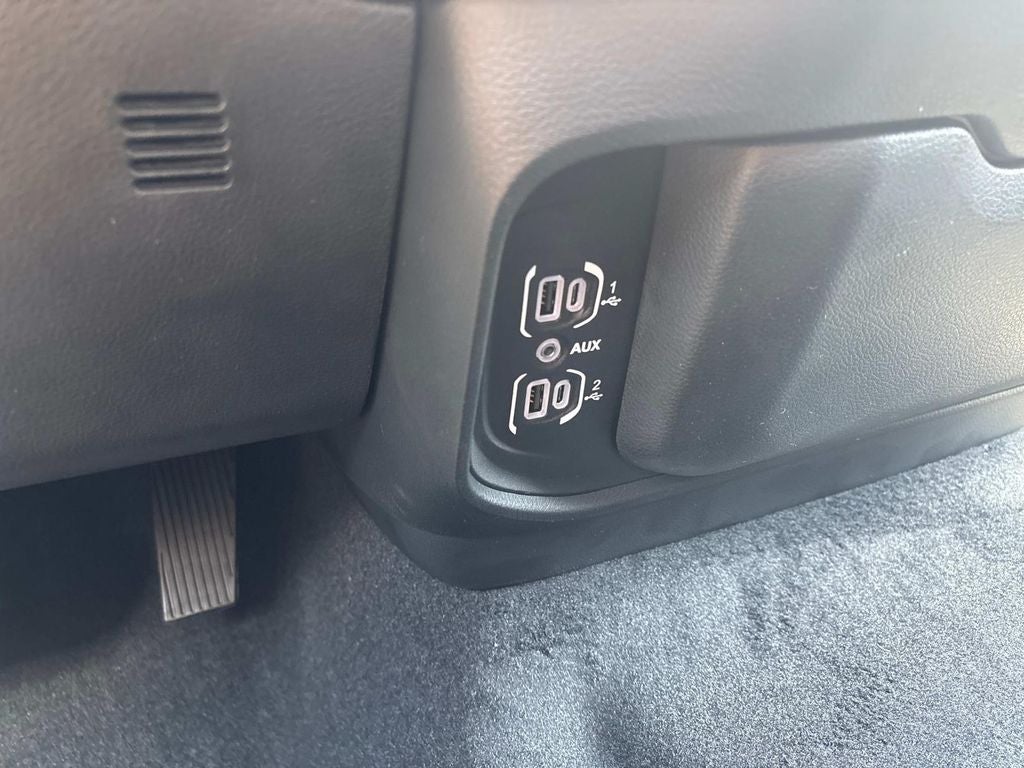 2025 RAM Ram 1500 RAM 1500 TRADESMAN CREW CAB 4X4 5'7' BOX