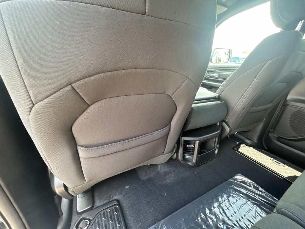 2025 RAM Ram 1500 RAM 1500 TRADESMAN CREW CAB 4X4 5'7' BOX