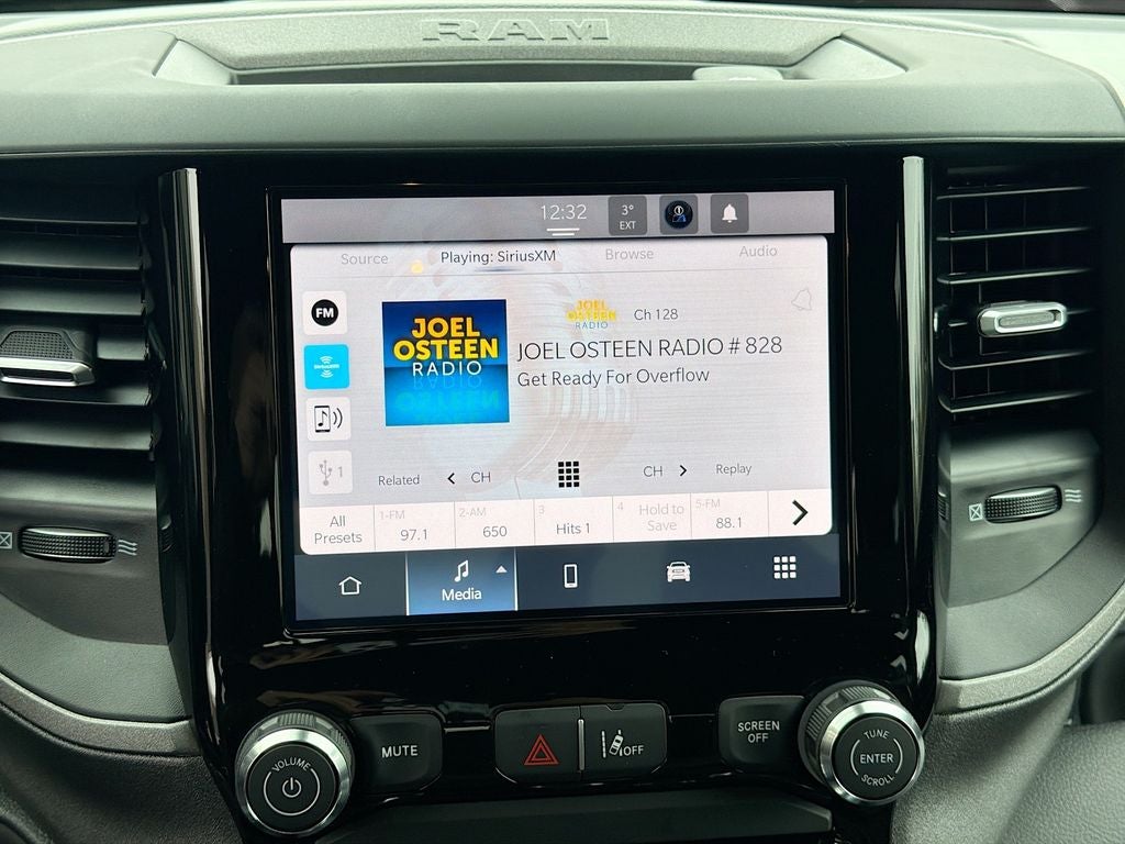 2026 RAM Ram 1500 RAM 1500 WARLOCK CREW CAB 4X4 5'7' BOX