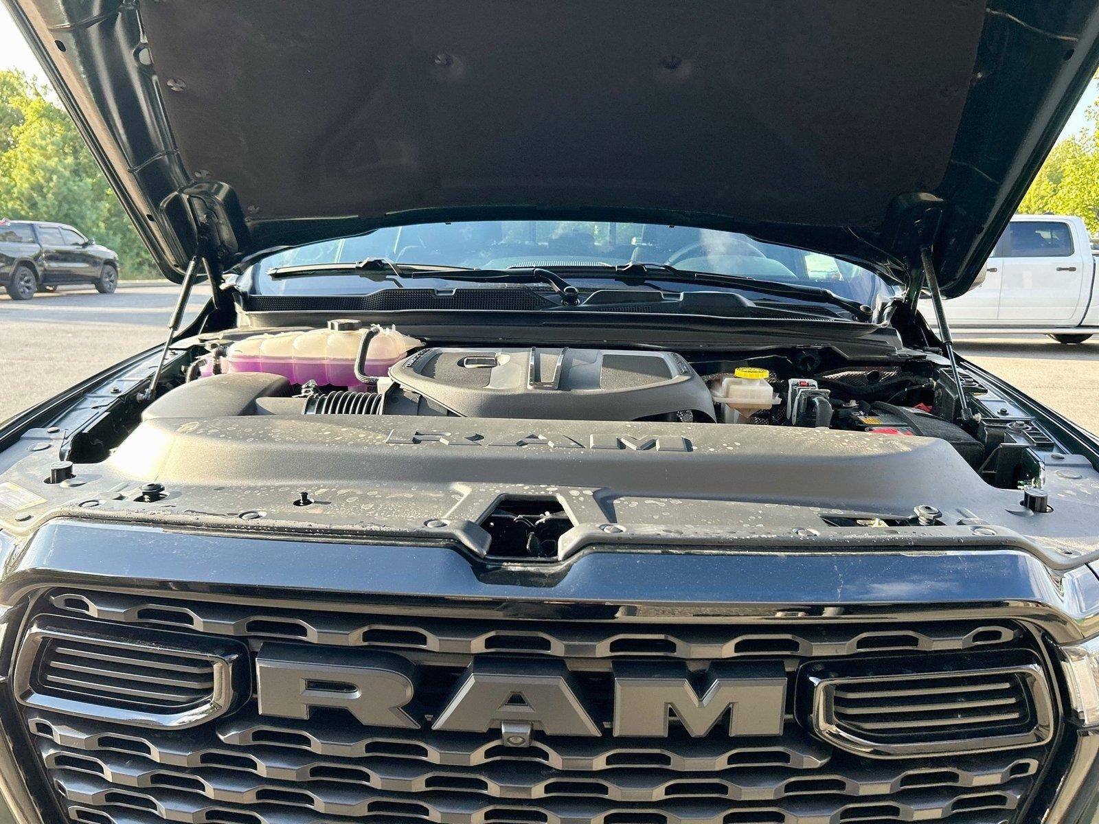 2026 RAM Ram 1500 RAM 1500 EXPRESS CREW CAB 4X4 5'7' BOX
