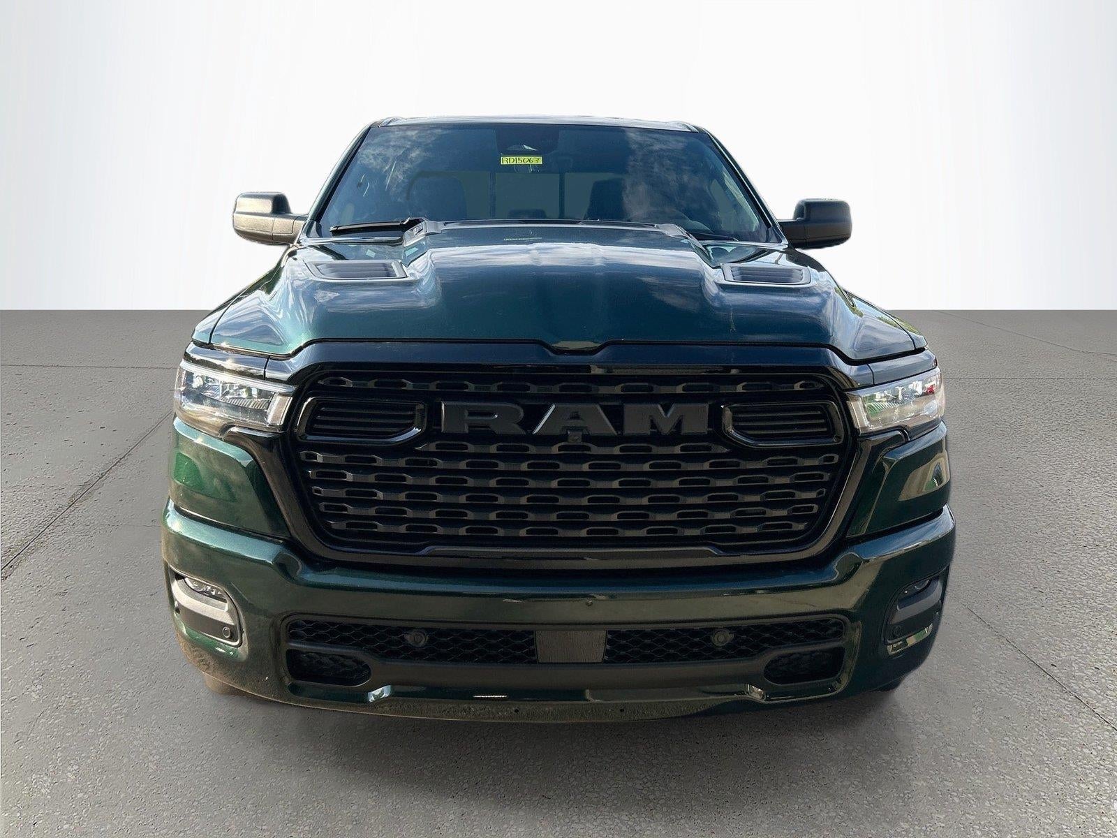 2026 RAM Ram 1500 RAM 1500 EXPRESS CREW CAB 4X4 5'7' BOX