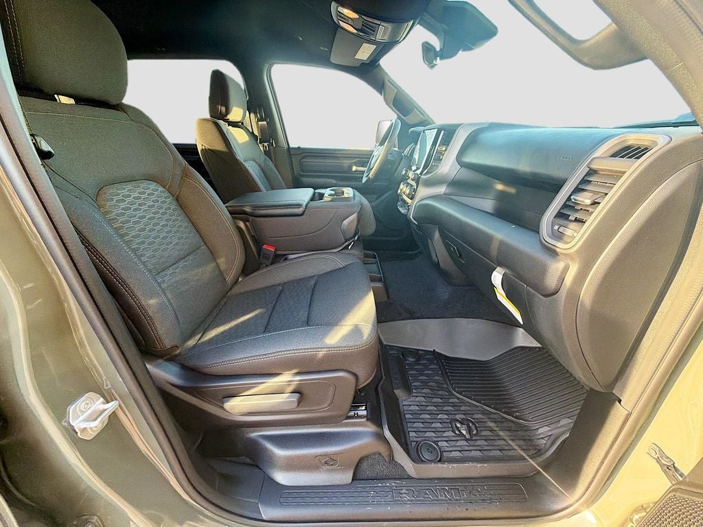 2026 RAM Ram 1500 RAM 1500 WARLOCK CREW CAB 4X4 5'7' BOX