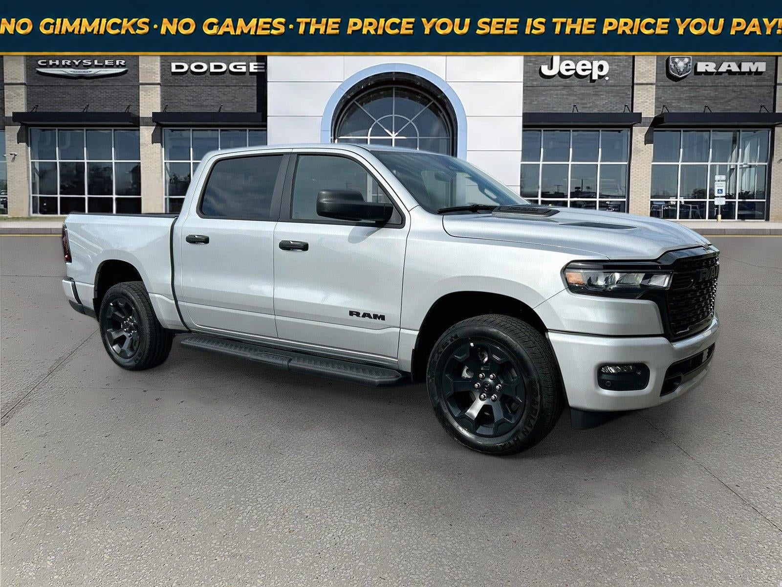 2027 RAM Ram 1500 RAM 1500 EXPRESS CREW CAB 4X4 5'7' BOX