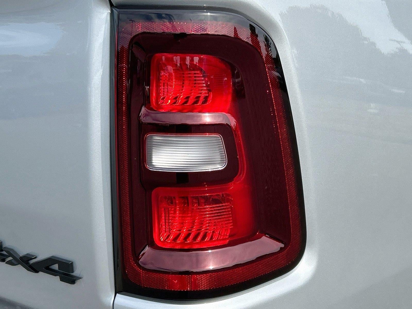 2027 RAM Ram 1500 RAM 1500 EXPRESS CREW CAB 4X4 5'7' BOX