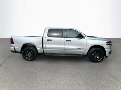 2027 RAM Ram 1500 RAM 1500 EXPRESS CREW CAB 4X4 5'7' BOX