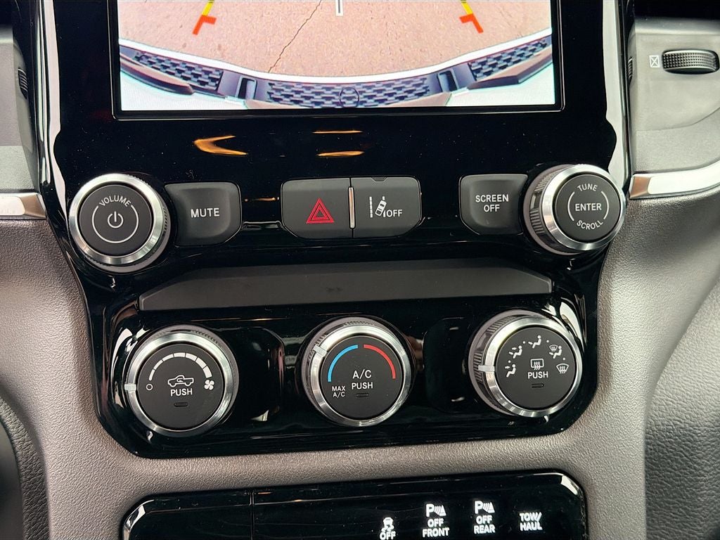 2026 RAM Ram 1500 RAM 1500 EXPRESS CREW CAB 4X4 5'7' BOX