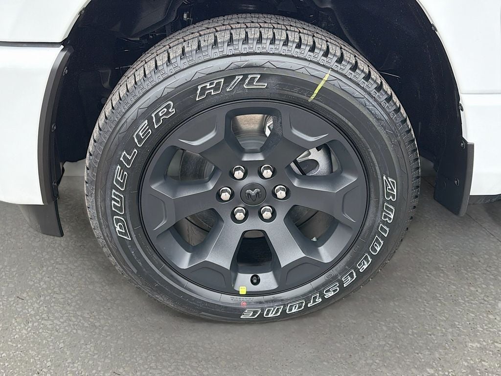 2026 RAM Ram 1500 RAM 1500 EXPRESS CREW CAB 4X4 5'7' BOX