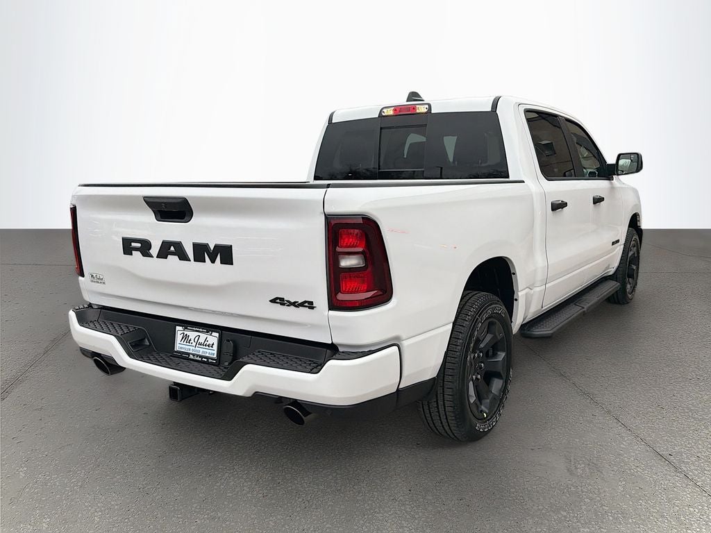 2026 RAM Ram 1500 RAM 1500 EXPRESS CREW CAB 4X4 5'7' BOX
