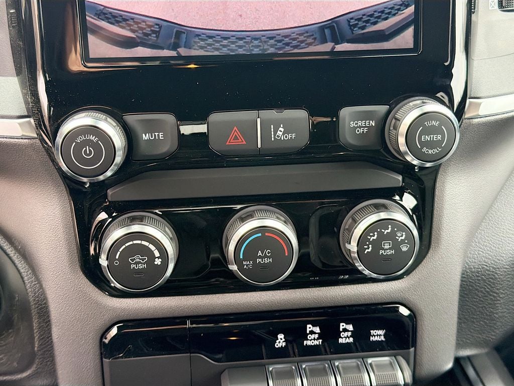 2026 RAM Ram 1500 RAM 1500 EXPRESS CREW CAB 4X4 5'7' BOX