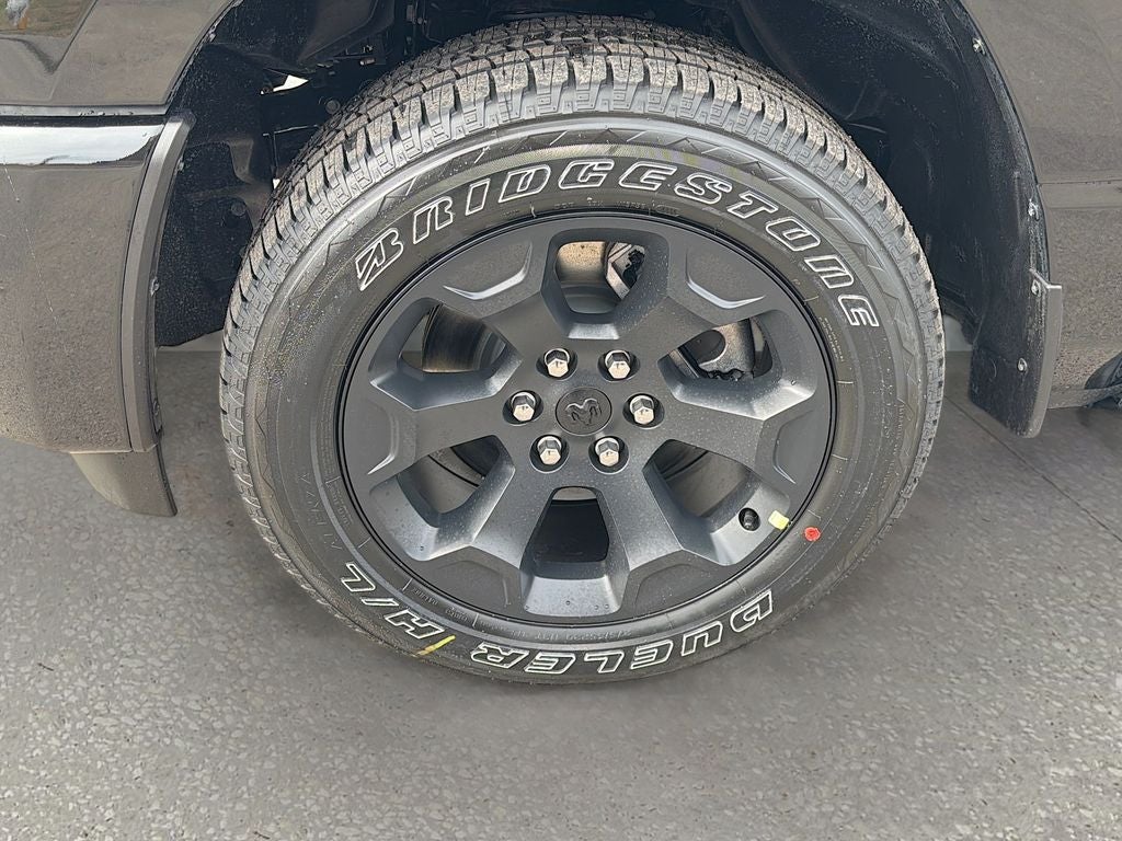 2026 RAM Ram 1500 RAM 1500 EXPRESS CREW CAB 4X4 5'7' BOX