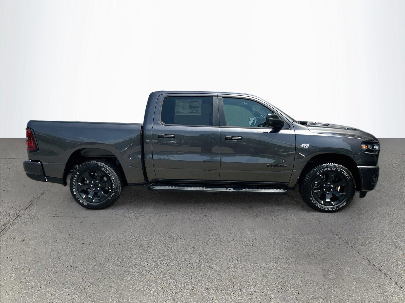 2026 RAM 1500 RAM 1500 EXPRESS CREW CAB 4X4 5'7' BOX