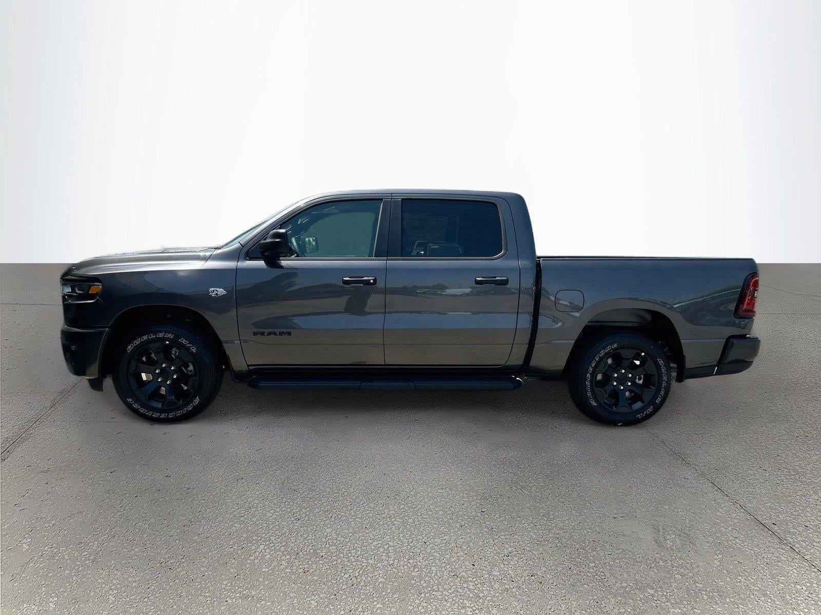 2026 RAM 1500 RAM 1500 EXPRESS CREW CAB 4X4 5'7' BOX