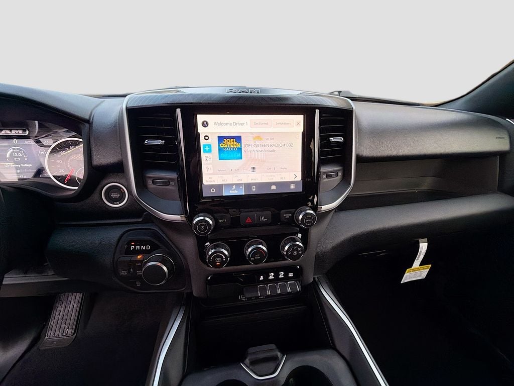 2026 RAM Ram 1500 RAM 1500 EXPRESS CREW CAB 4X4 5'7' BOX