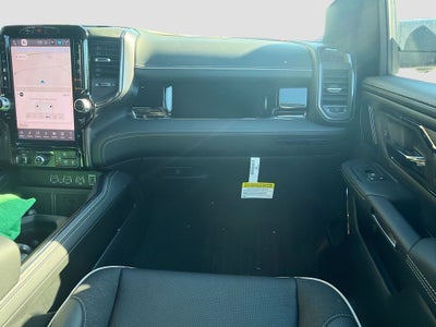 2026 RAM Ram 1500 RAM 1500 LIMITED CREW CAB 4X4 5'7' BOX