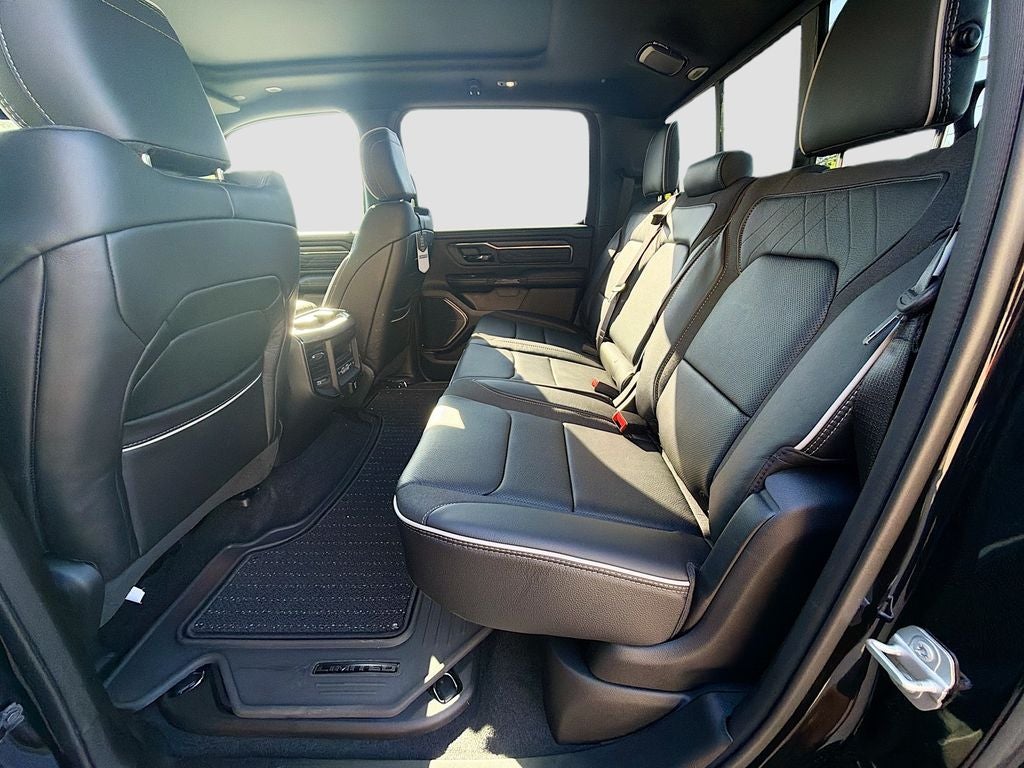 2026 RAM Ram 1500 RAM 1500 LIMITED CREW CAB 4X4 5'7' BOX