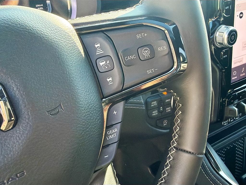 2026 RAM Ram 1500 RAM 1500 LIMITED CREW CAB 4X4 5'7' BOX