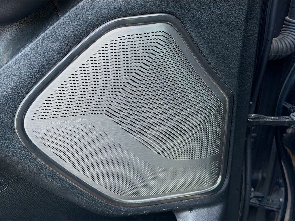 2021 RAM 1500 Limited Crew Cab 4x4 5'7' Box