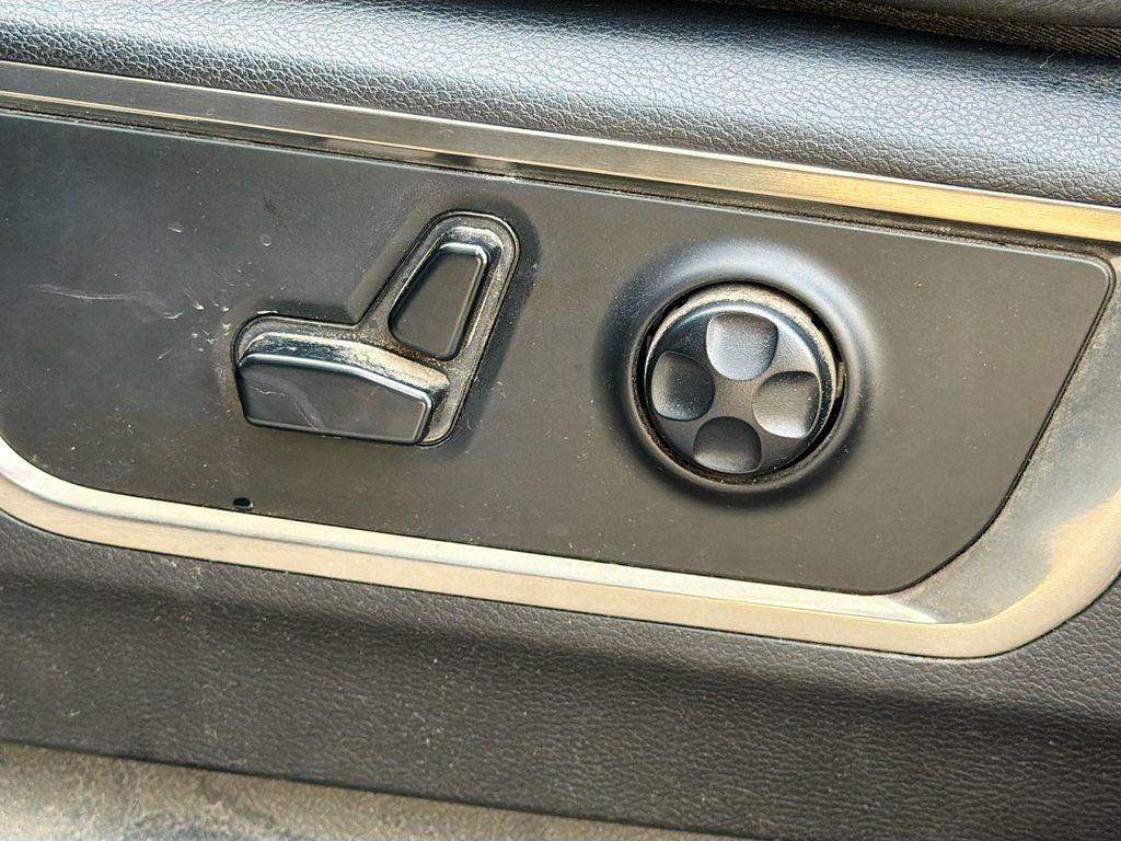 2021 RAM 1500 Limited Crew Cab 4x4 5'7' Box