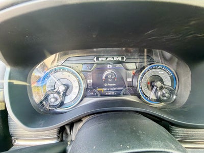 2021 RAM 1500 Limited Crew Cab 4x4 5'7' Box