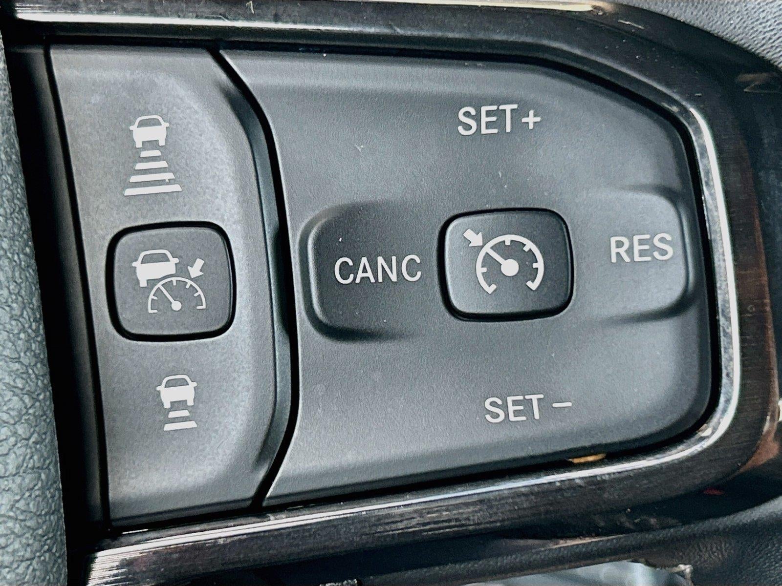 2023 RAM 1500 Limited Crew Cab 4x4 5'7' Box