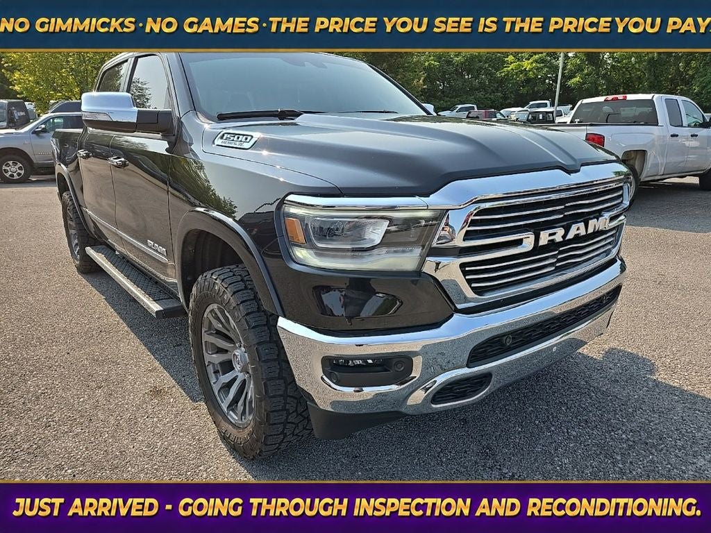2022 RAM 1500 Laramie Crew Cab 4x4 5'7' Box
