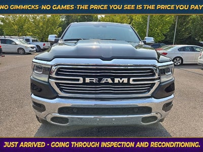 2022 RAM 1500 Laramie Crew Cab 4x4 5'7' Box