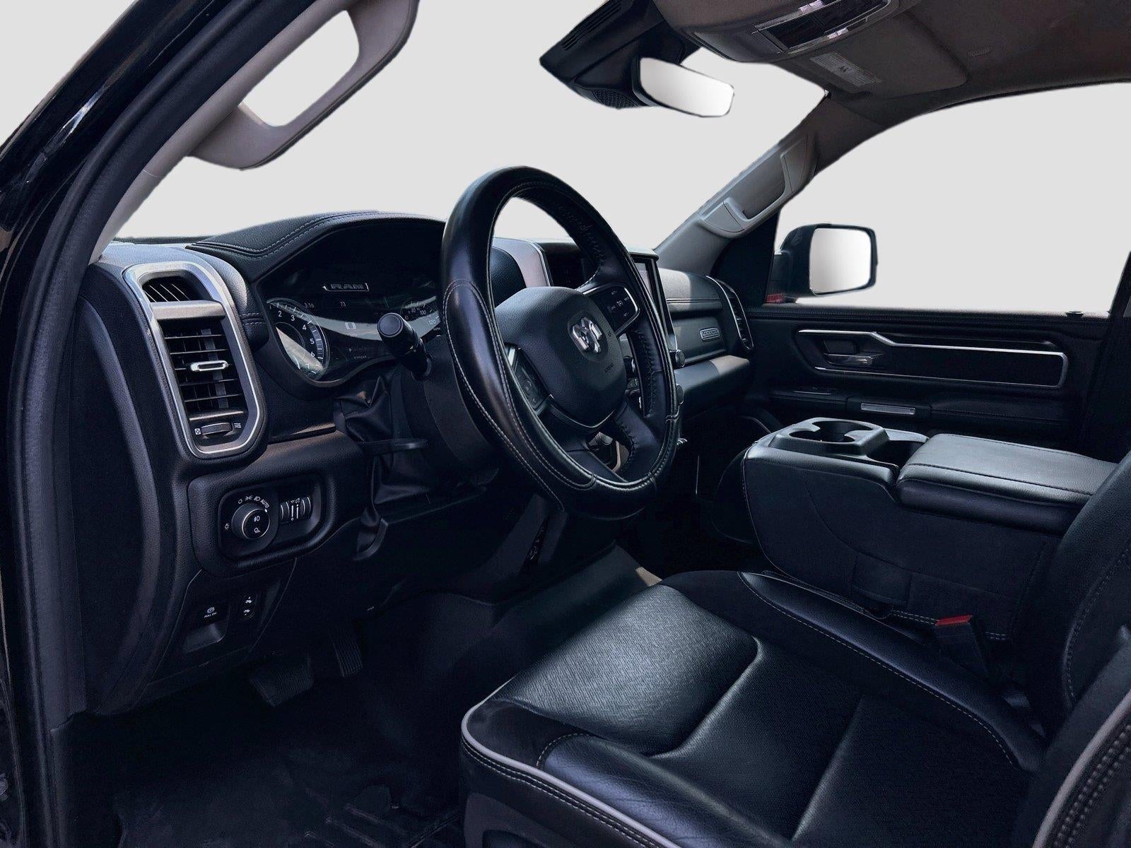 2022 RAM 1500 Laramie Crew Cab 4x4 5'7' Box
