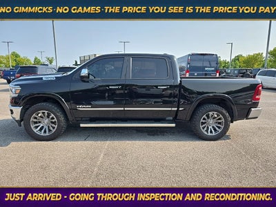 2022 RAM 1500 Laramie Crew Cab 4x4 5'7' Box