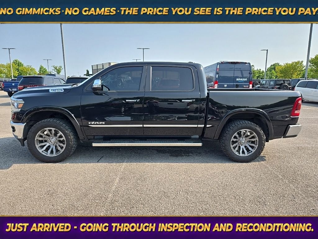 2022 RAM 1500 Laramie Crew Cab 4x4 5'7' Box