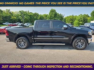 2022 RAM 1500 Laramie Crew Cab 4x4 5'7' Box