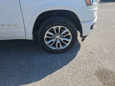 2022 RAM 1500 Laramie Crew Cab 4x4 5'7' Box