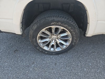 2022 RAM 1500 Laramie Crew Cab 4x4 5'7' Box