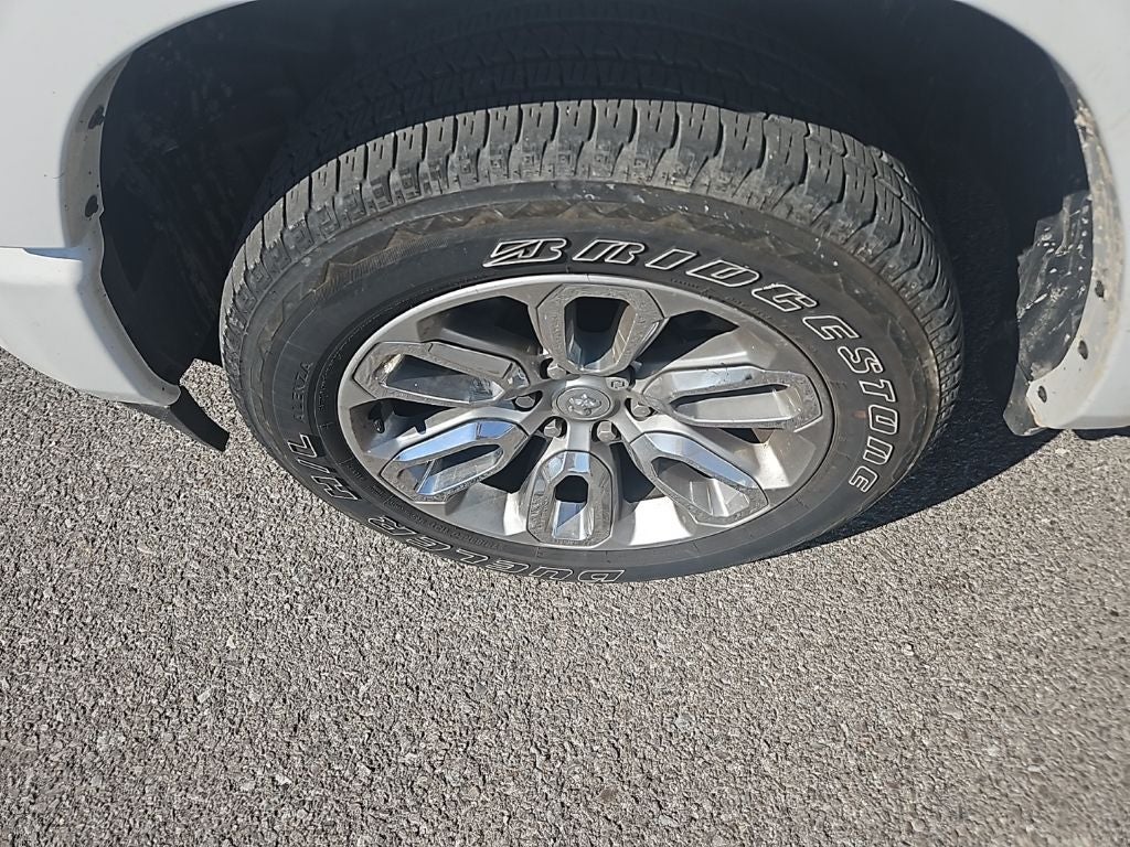 2022 RAM 1500 Laramie Crew Cab 4x4 5'7' Box