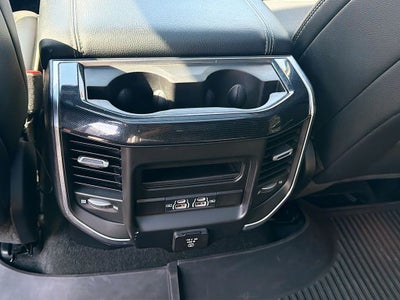 2022 RAM 1500 Laramie Crew Cab 4x4 5'7' Box