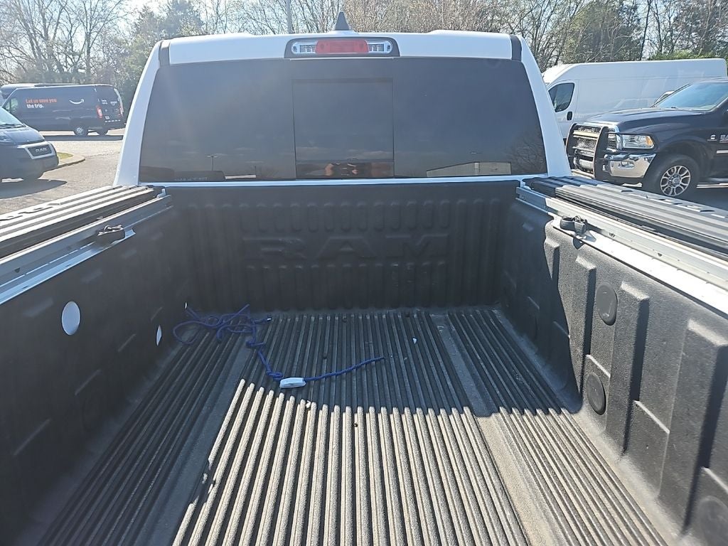 2022 RAM 1500 Laramie Crew Cab 4x4 5'7' Box