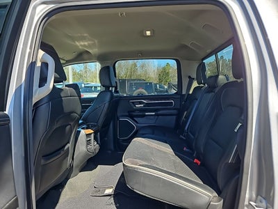 2022 RAM 1500 Laramie Crew Cab 4x4 5'7' Box