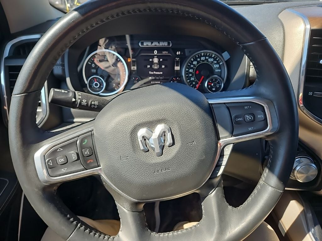 2022 RAM 1500 Laramie Crew Cab 4x4 5'7' Box