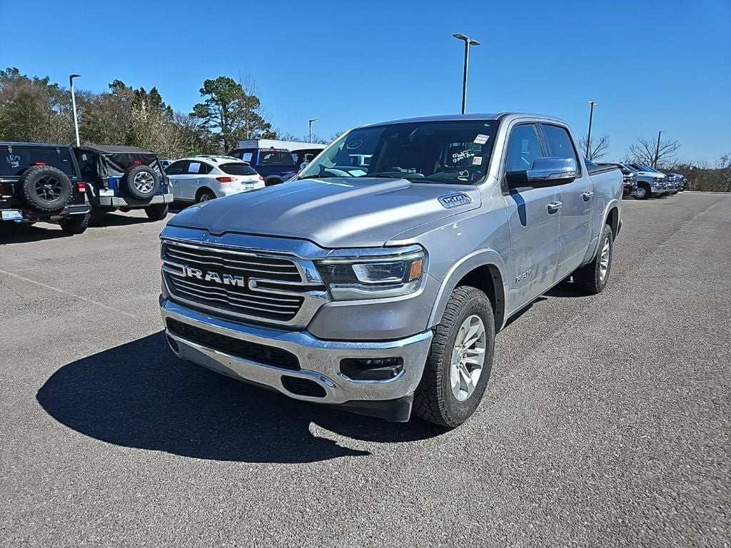 2022 RAM 1500 Laramie Crew Cab 4x4 5'7' Box
