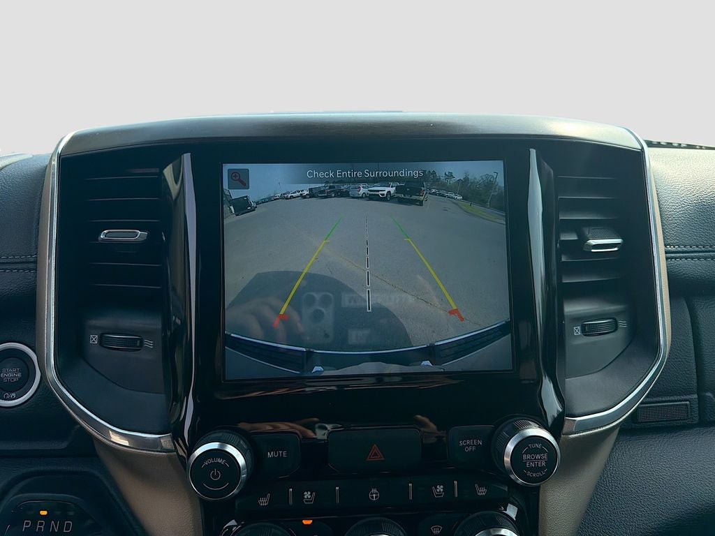 2022 RAM 1500 Laramie Crew Cab 4x4 5'7' Box