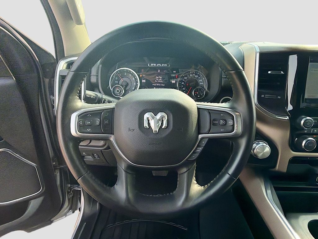 2022 RAM 1500 Laramie Crew Cab 4x4 5'7' Box