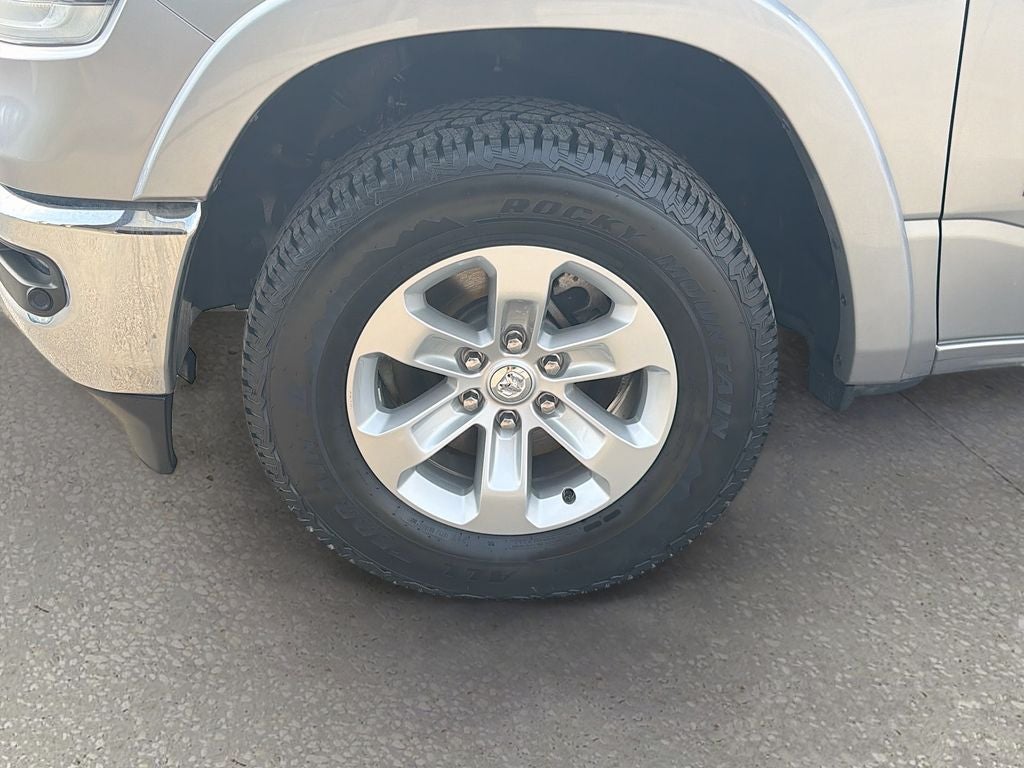 2022 RAM 1500 Laramie Crew Cab 4x4 5'7' Box