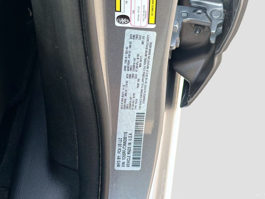 2022 RAM 1500 Laramie Crew Cab 4x4 5'7' Box