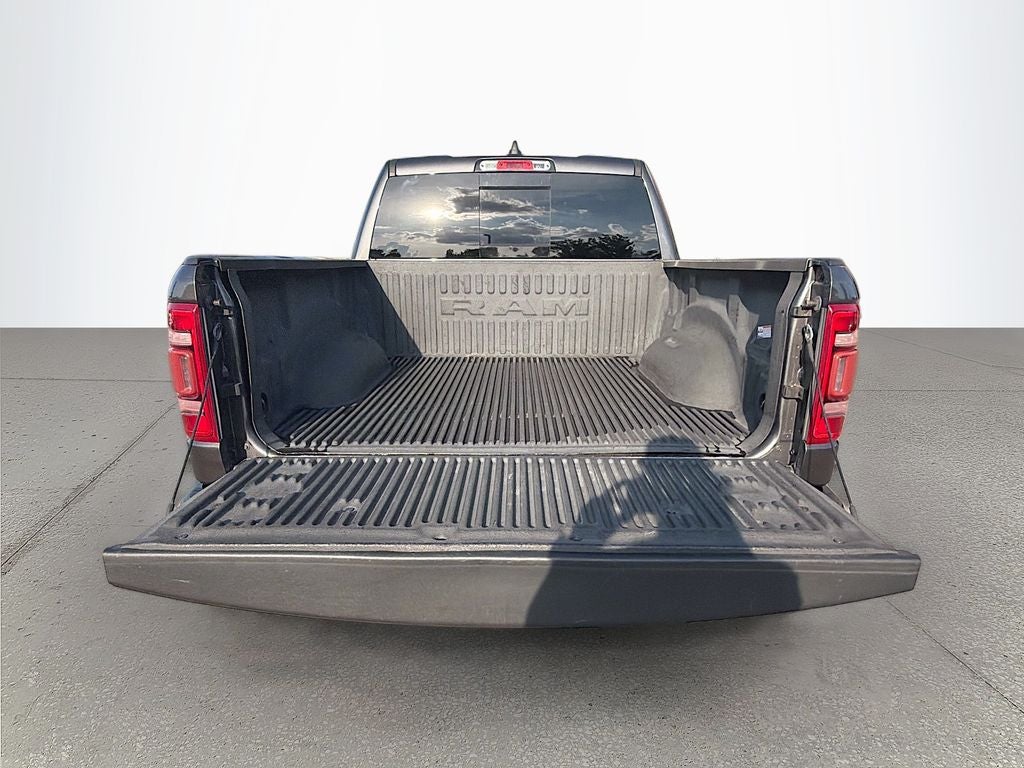 2021 RAM 1500 Laramie Crew Cab 4x4 5'7' Box