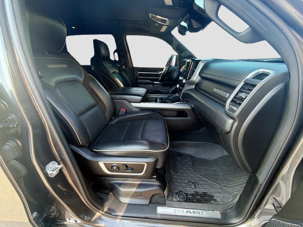 2021 RAM 1500 Laramie Crew Cab 4x4 5'7' Box